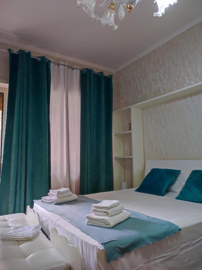 Alojamento de Acomodação e Pequeno-almoço Vacanze Romane Roma